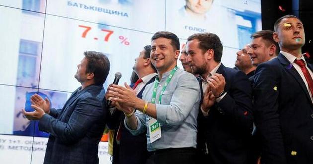 Журналист: Поклонникам Зеленского придется платить за недальновидный выбор-2019 