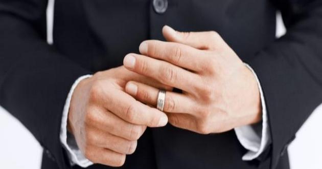 Не все так просто: куда деть обручальное кольцо после развода