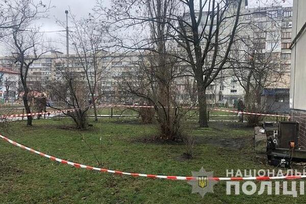 В Киеве в подвале многоэтажки нашли тела троих человек