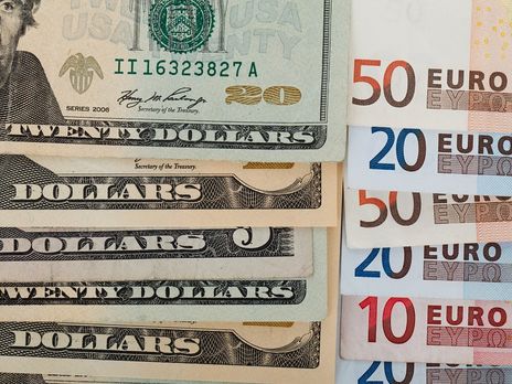 Гривна отомстила доллару за «вчерашнее»: свежий курс валют