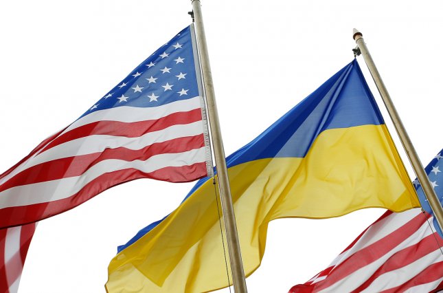 Украина может остаться без военной помощи США: названа причина