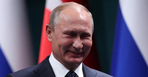 Путин заставил президента США плясать под свою дудку, ВИДЕО попало в Сеть