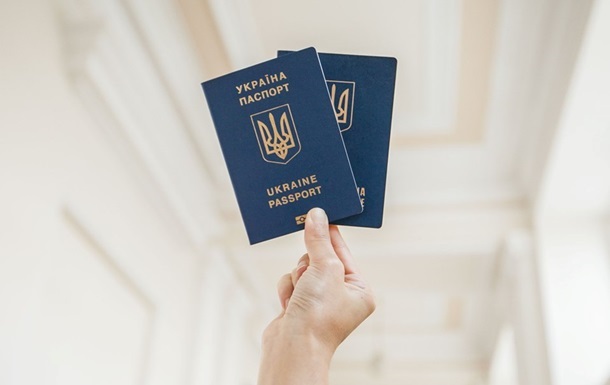 В списке по получению украинского гражданства лидируют россияне