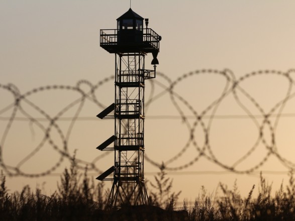 На Луганщине к 5 годам заключения приговорили двух человек за переправку нелегалов через границу