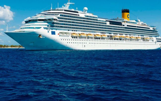 Коронавирус заблокировал 6000 пассажиров на круизном лайнере у берегов Италии