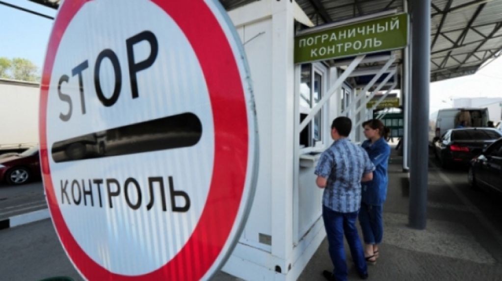 Россия срочно закрывает границы: народ в панике