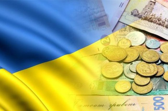 Украинцев обложат новыми налогами: все подробности