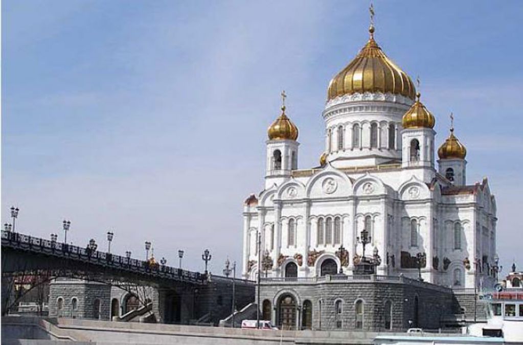 У Путина решают, вписывать ли Бога в Конституцию