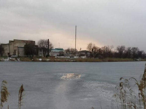 Трагедия на Херсонщине: отец с 5-летним сыном провалились под лед, мужчина погиб