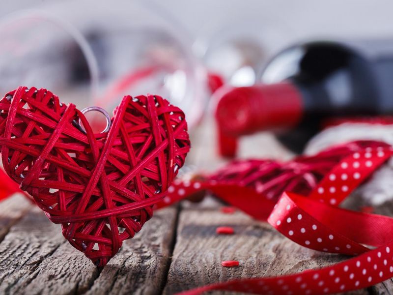 Как пережить День святого Валентина, если вы одиноки? Советы психологов