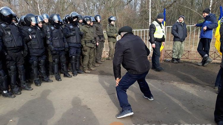 "Будет война – мы их разорвем": китайцы прокомментировали видео из Новых Санжар