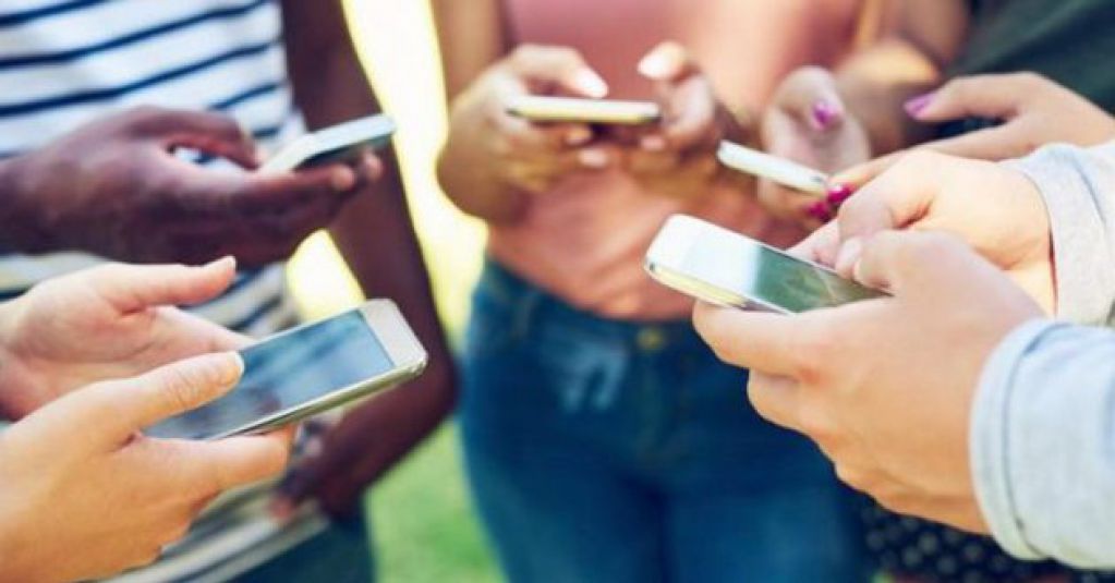 Комбинация цифр поможет узнать, кто отслеживает ваш телефон