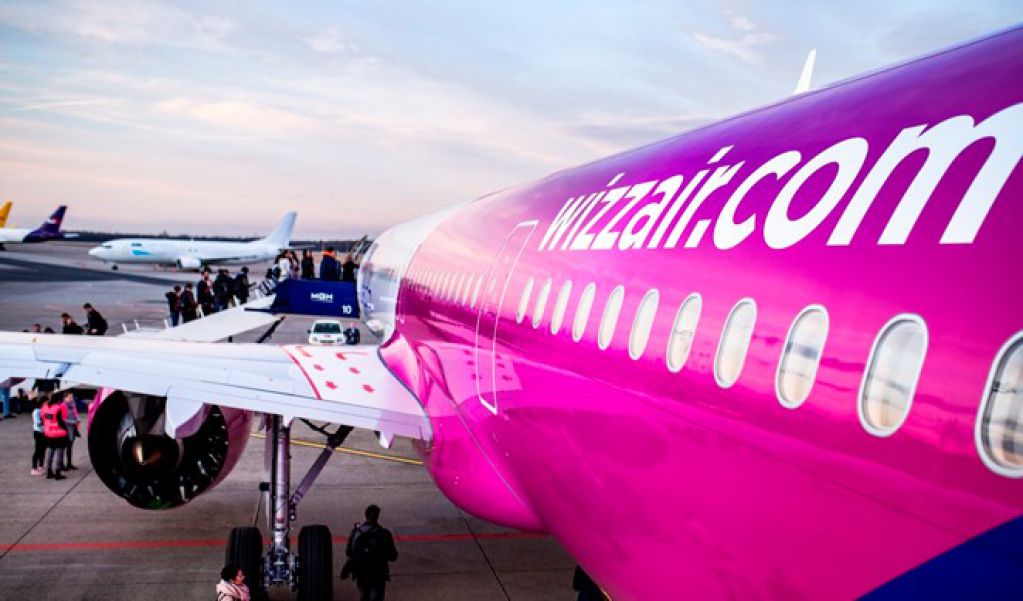 Коронавирус: Wizz Air массово отменяет рейсы в Италию