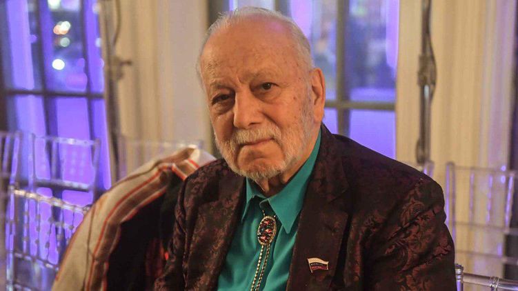 87-летний отец Киркорова объявлен в розыск