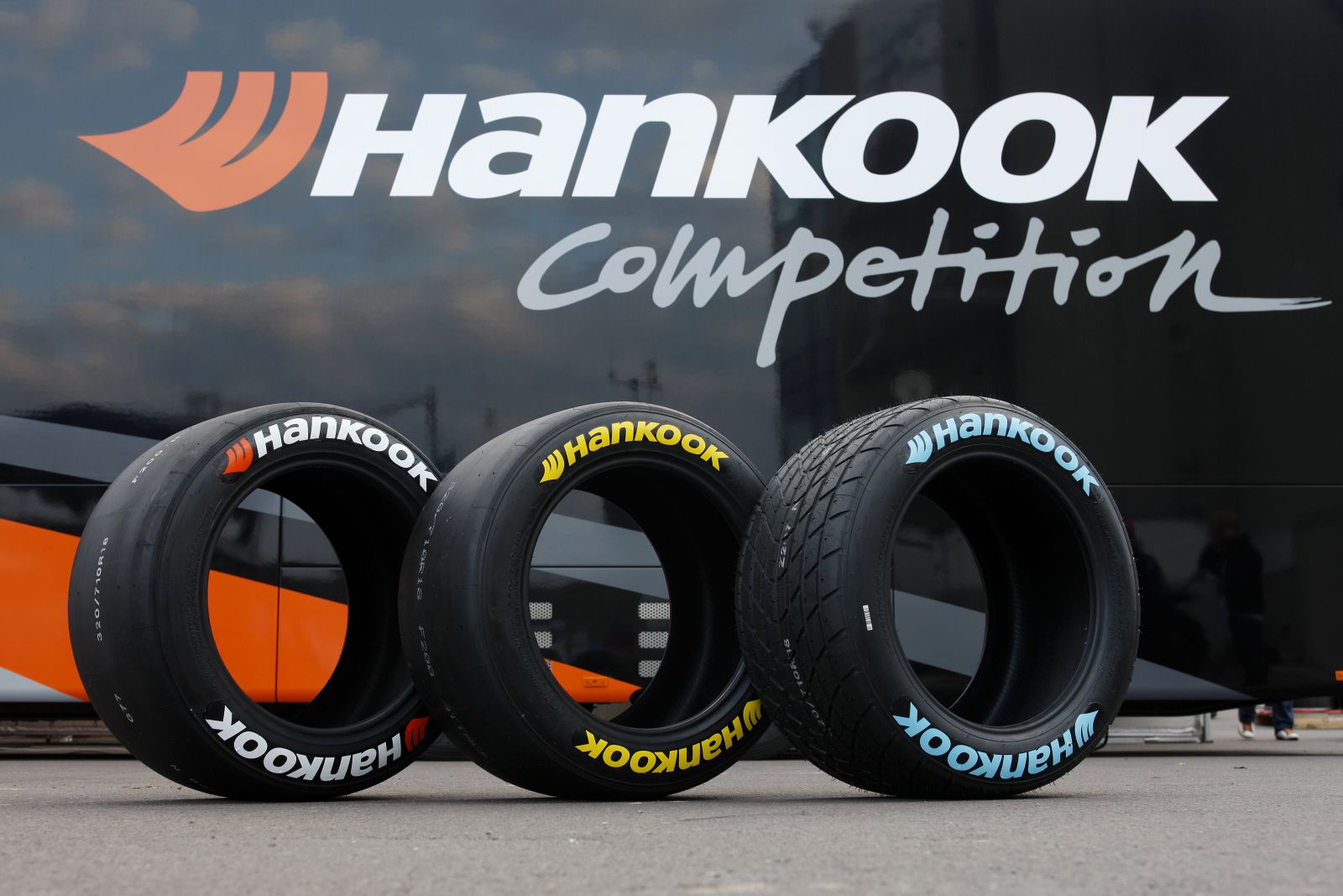 тестирование резины Hankook