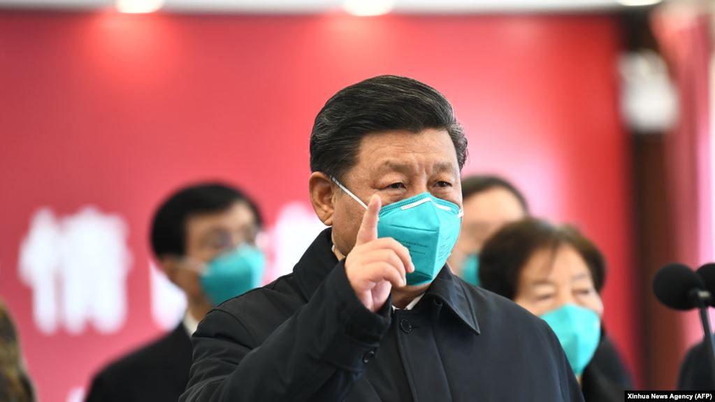 Вейперы были первыми подопытными: Китай обвинил США в занесении коронавируса