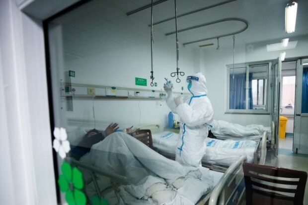 Названы больницы, где украинцы могут бесплатно провериться на коронавирус