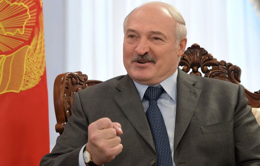 Лукашенко предложил свой рецепт борьбы с коронавирусом