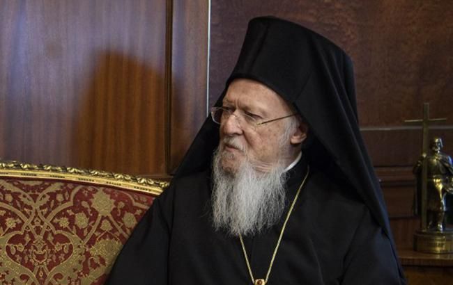 Варфоломей наложил запрет на православные богослужения до конца марта