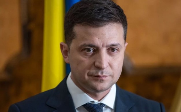Зеленский обещает поддержку украинцам, потерявшим работу из-за пандемии