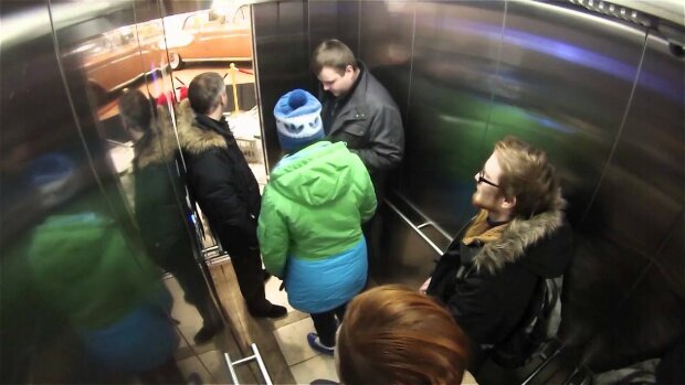 До 34 тысяч гривен: украинцев будут штрафовать даже в лифте