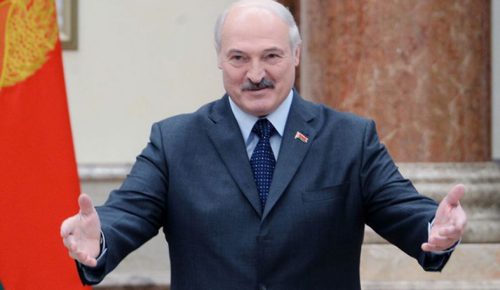 Лукашенко советует для борьбы с коронавирусом есть масло