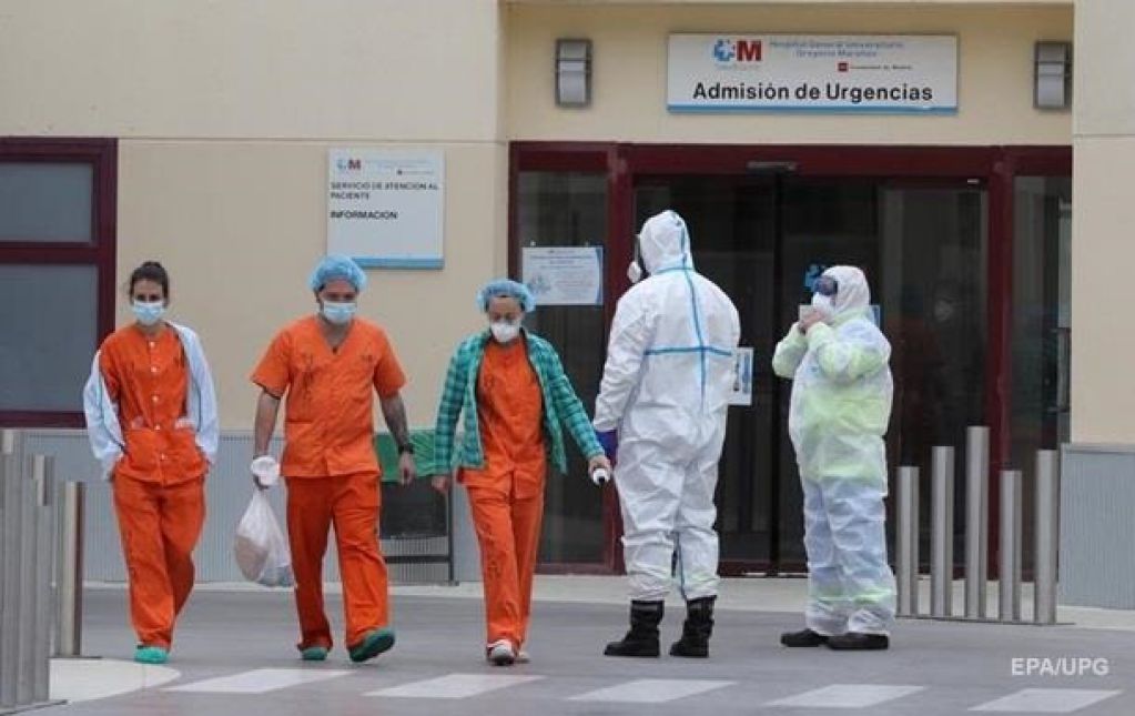 В Испании резко возросло количество смертей от COVID-19
