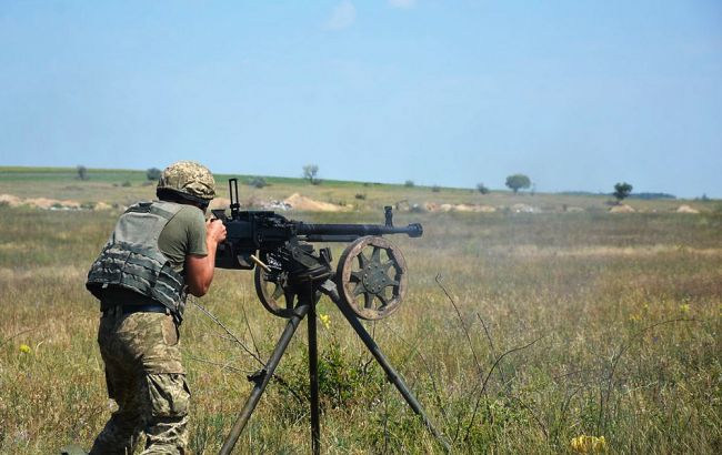 Позиции ВСУ на Донбассе опять попали под минометный обстрел