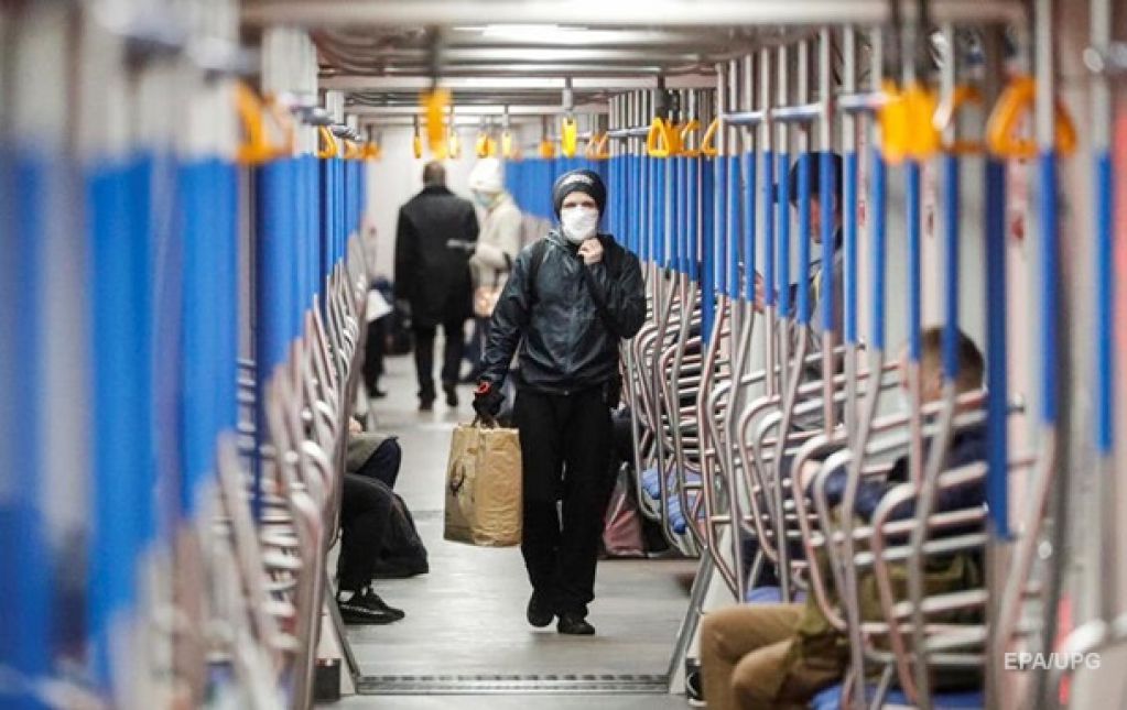 В России за сутки заразились коронавирусом более 2500 человек, умерли почти 150 больных