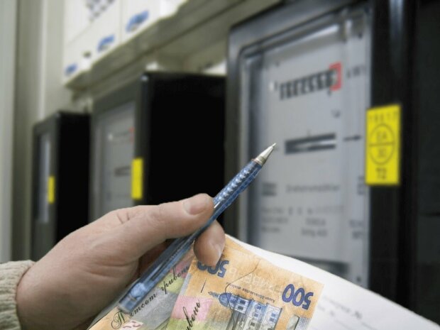 Украинцев предупредили о серьёзных последствиях неуплаты счетов за свет