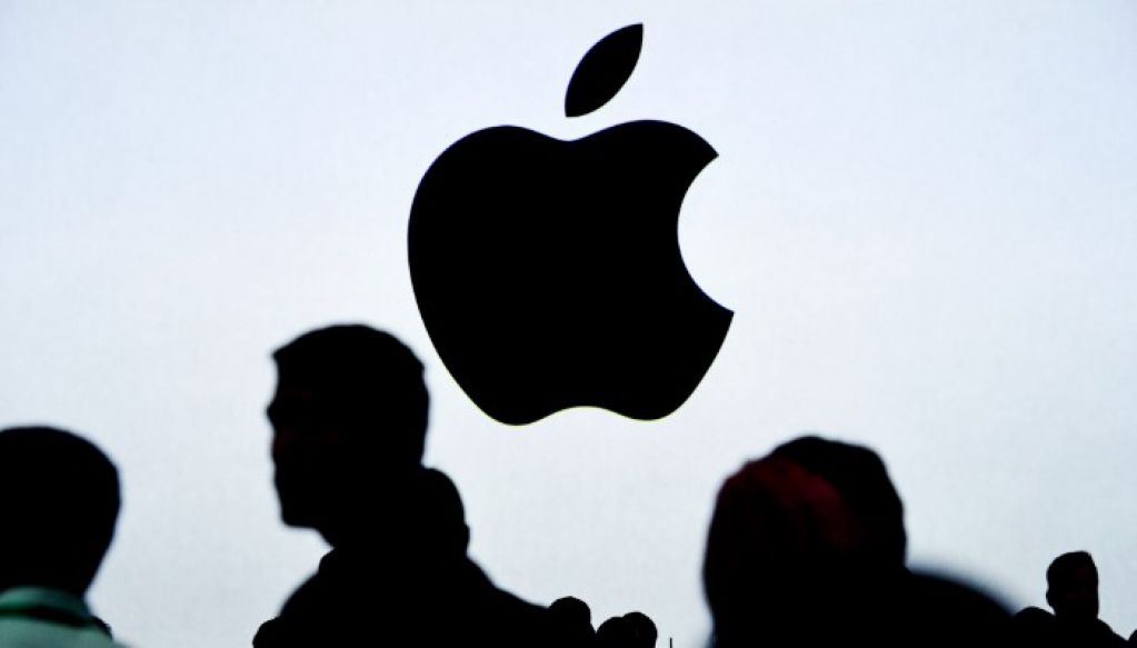 Apple показала, как сократилось количество украинцев на улицах из-за коронавируса