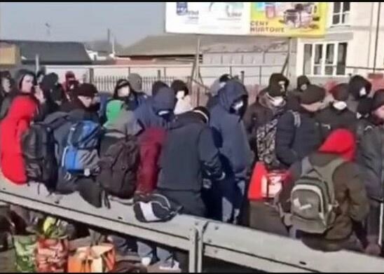 Украинцев приглашают спасать Польшу, появилось срочное заявление
