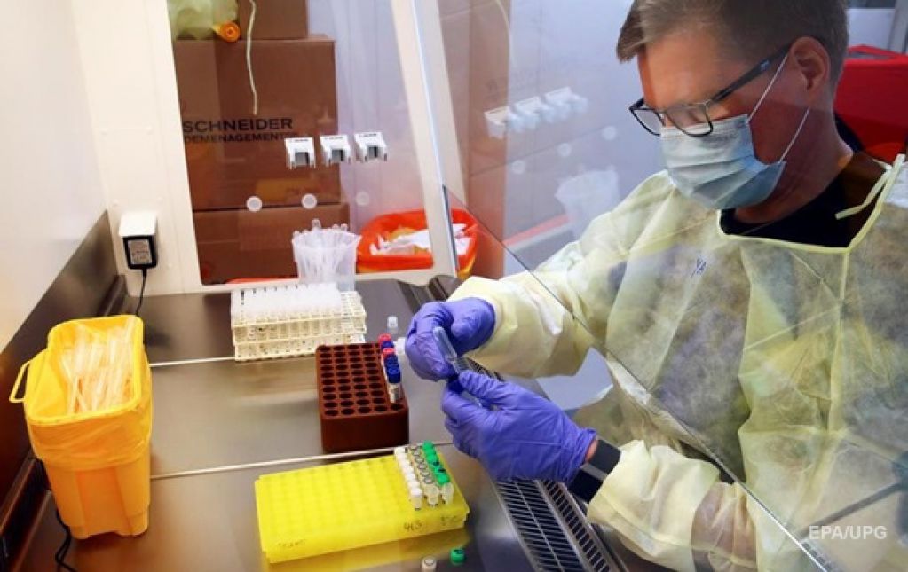 Ученые предрекают коронавирусу долгую жизнь с сезонными обострениями 