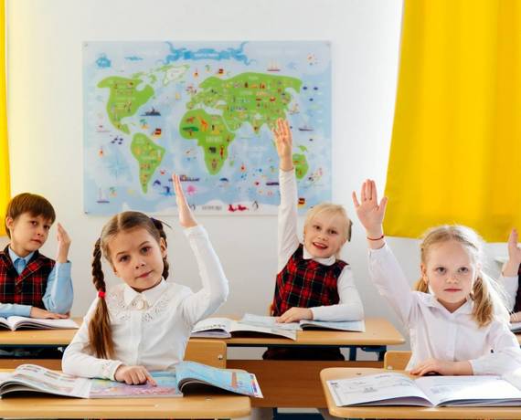Украинские школы перейдут на электронные дневники