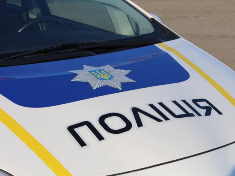В Киеве пьяный мотоциклист сломал ногу полицейскому. ВИДЕО