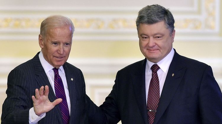 Как Запад отреагировал на скандал с пленками Порошенко-Байдена
