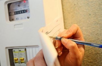 Украинцам повышают тарифы на электроэнергию: названа дата