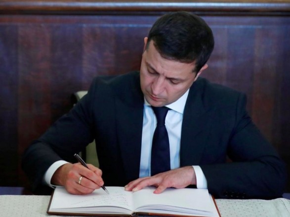 Зеленский подписал важный указ об образовании: детали