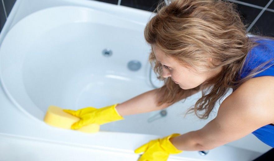 Как добела отмыть ванну: несложные и проверенные способы