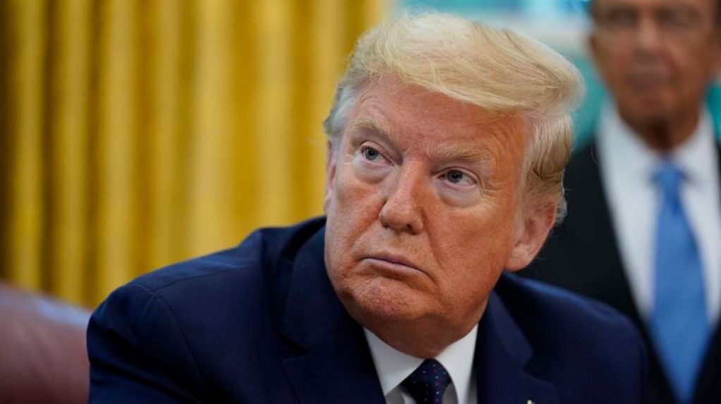 Виборчі штаби Трампа і Байдена атакували хакери
