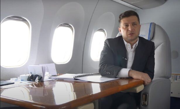 Зеленский и 28 человек окружения: самолет с президентом чуть не рухнул, детали ЧП