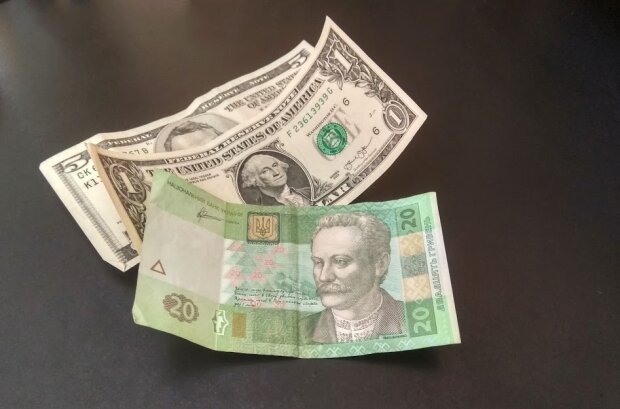 Штурм обменников обеспечен: украинцев предупредили о резком снижении курса доллара