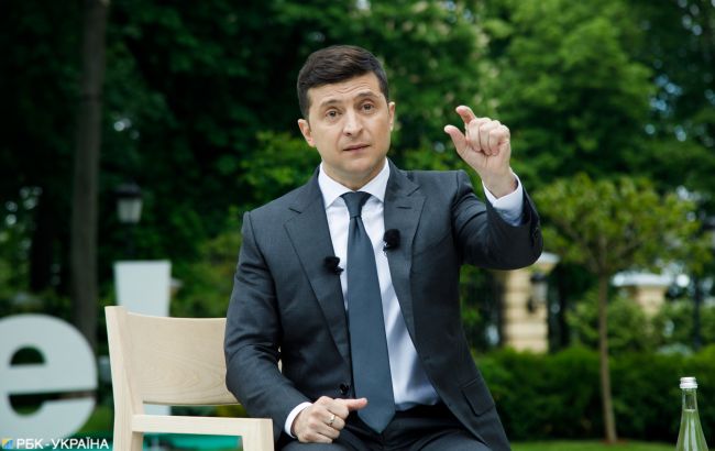 Рейтинг Зеленского продолжает сдавать свои позиции: сколько потерял президент
