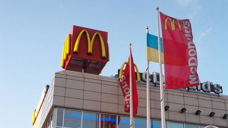 Громкий скандал с McDonald's: компания может потерять русскоязычных клиентов 