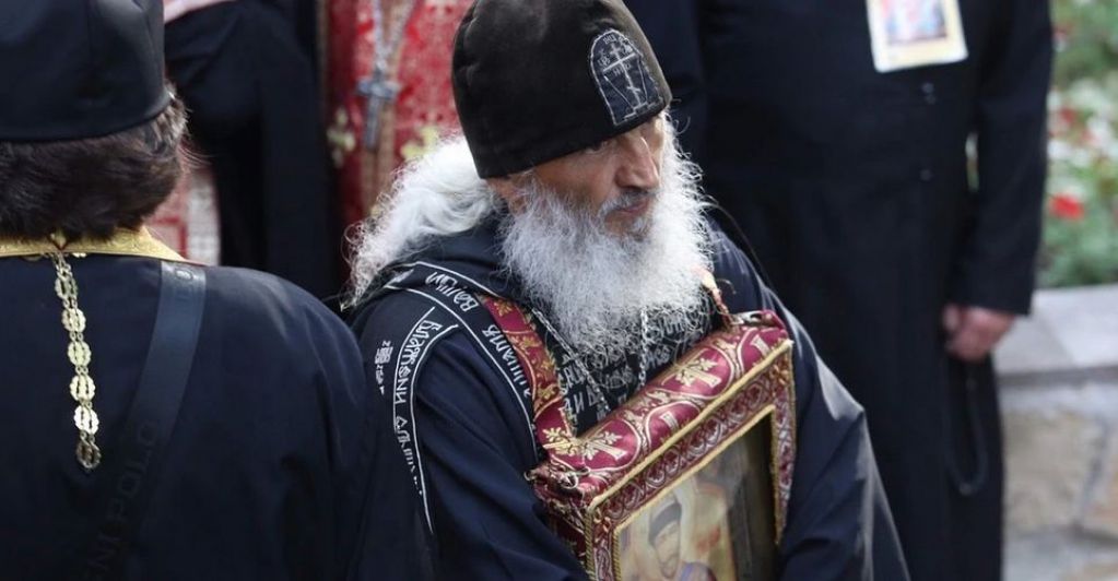 Духовник Поклонской захватил женский монастырь: подробности