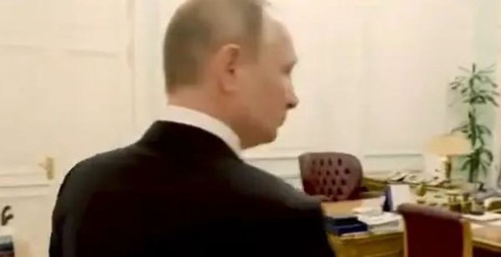 Путин показал журналистам свой бункер. ВИДЕО