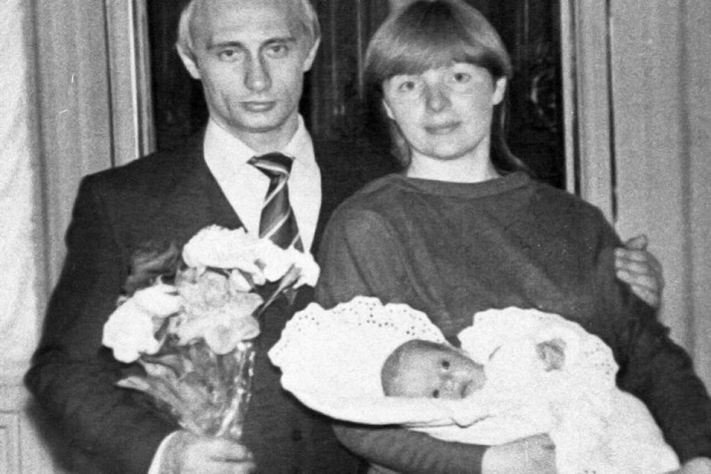 Где живет дочь Путина: появились ФОТО замка
