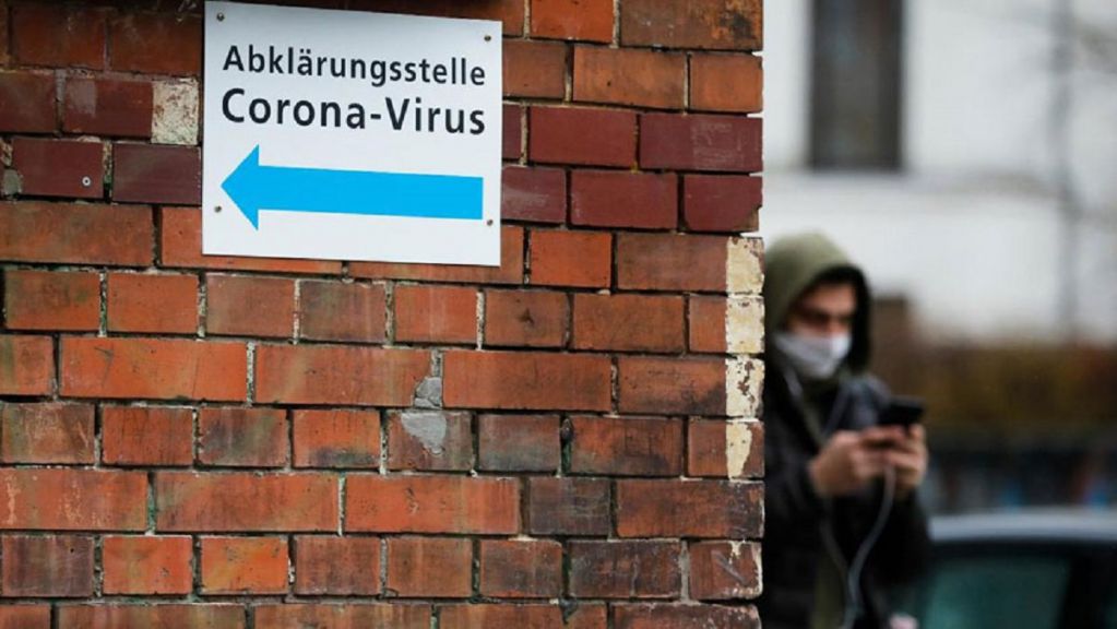 Германия пригрозила повторно закрыть границы на карнтин 