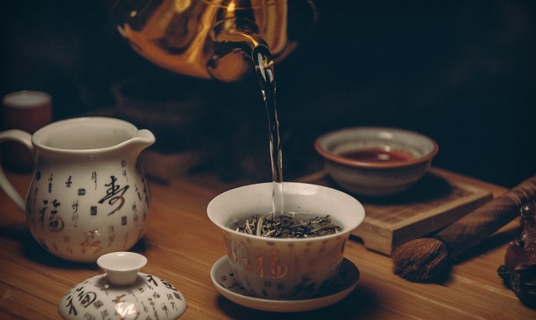 Ученые назвали чаи, которые лучше не пить