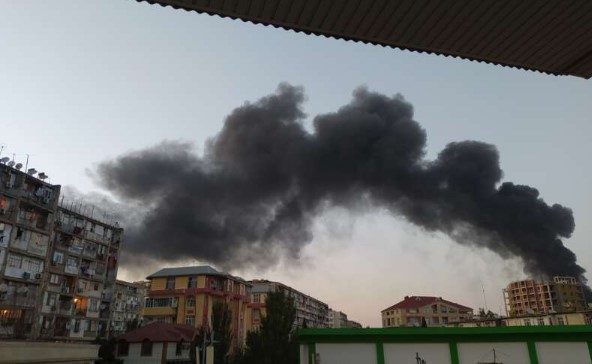 Пожар в Баку и Зеленский в Одессе: главное за последние часы
